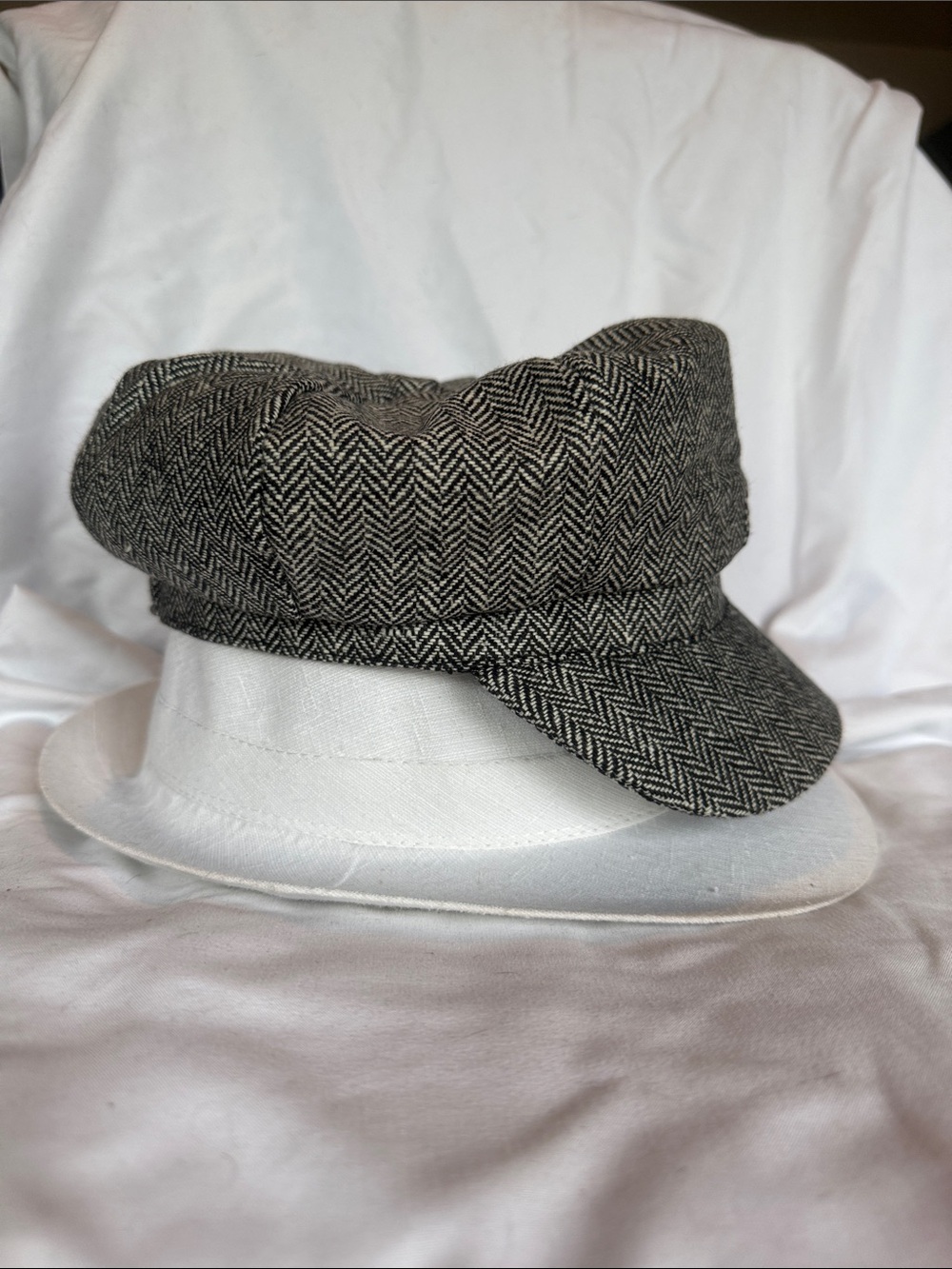 Herringbone Newsboy Cap - Black & White